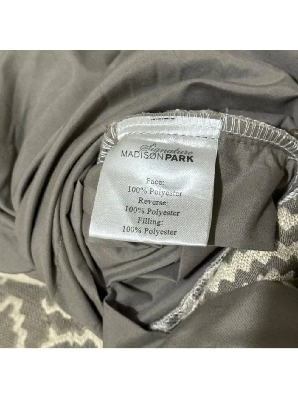 Madison Park Signature Shades of Grey Queen Duvet cover set